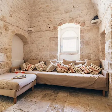 Helloapulia - Trulli Tra Pietre Full Willa *