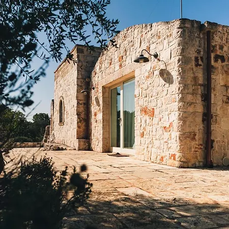 Helloapulia - Trulli Tra Pietre Full * Ceglie Messapica